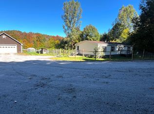 325 Dole Hill Rd, Danville, VT 05828