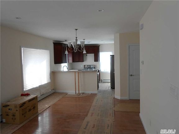 3rd image of 10426 216th St