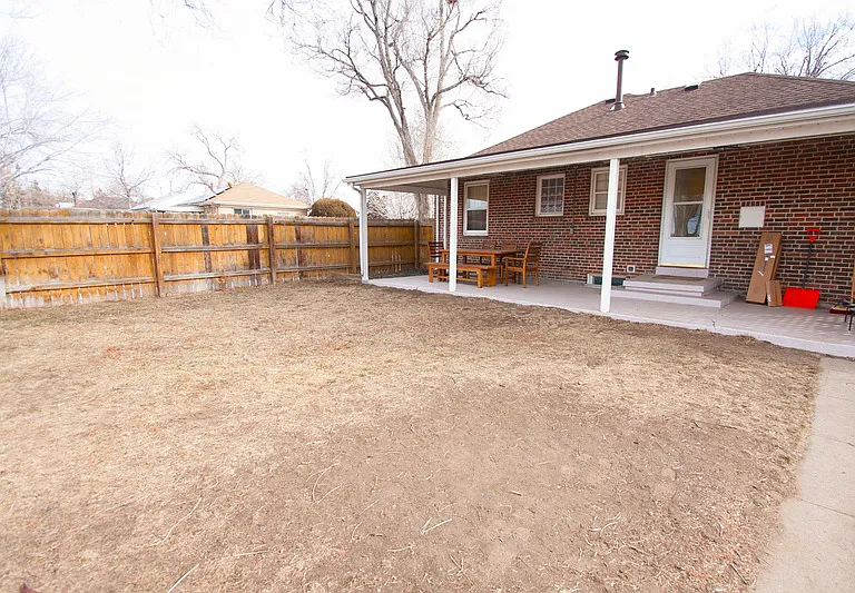 2995 Leyden St — Photo 15