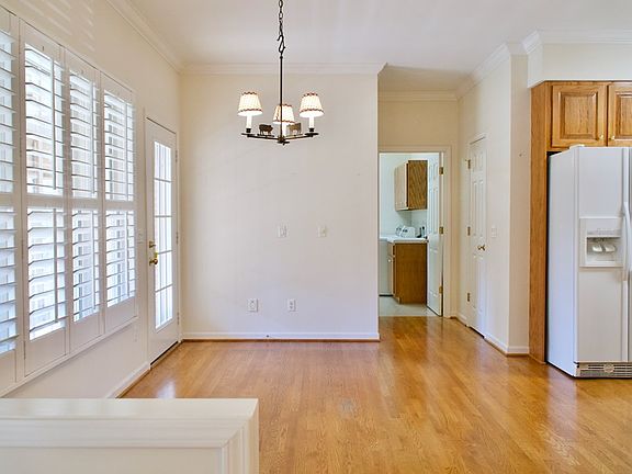 5th image of 4149 Plantation Dr