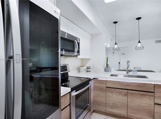 620 SW 111th Ave APT 101, Miramar, FL 33025