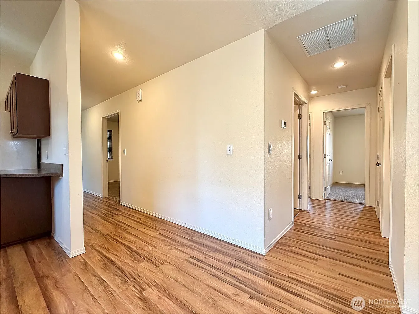 3 bed, 1636 sqft, $1,800 — Photo 4