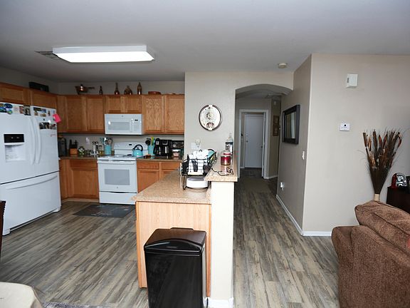 3rd image of 2226 W Saint Catherine Ave