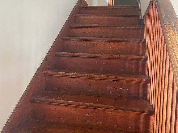 5th image of 4653 McNeil Ave