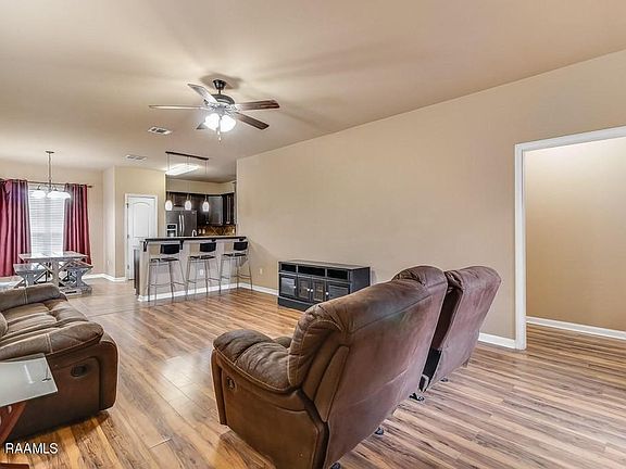 2nd image of 107 Sabine Dr