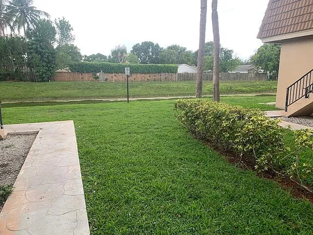 2 bed, 1.0 bath, 752 sqft, $1,695 — Photo 1