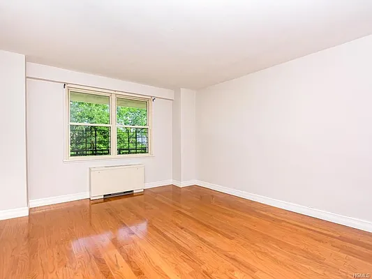 Sold by Re/Max In The City | media 10