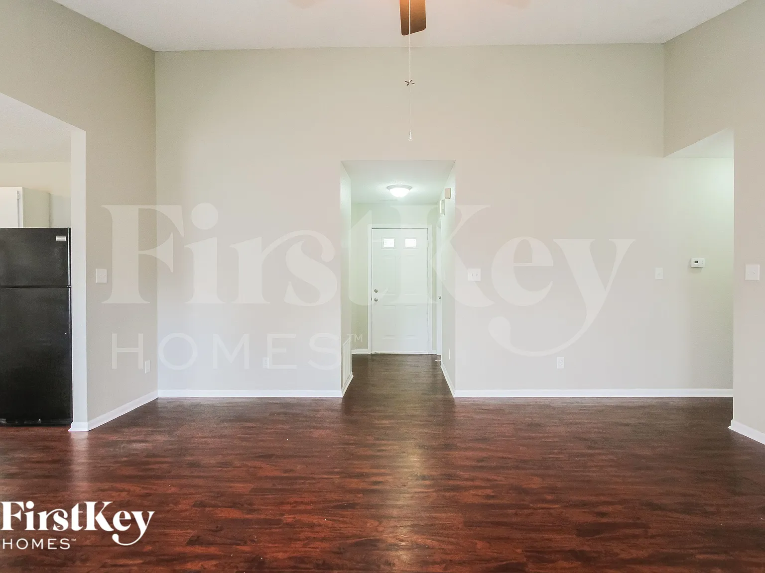 3 bed, 2.0 bath, 1200 sqft, $1,635 — Photo 2