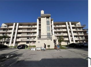 8881A Fontainebleau Blvd APT 501, Miami, FL 33172