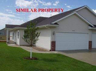 3109 Blackberry Cir SW, Cedar Rapids, IA 52404