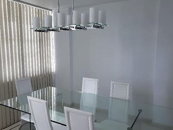 3rd image of 230 174th St APT 605