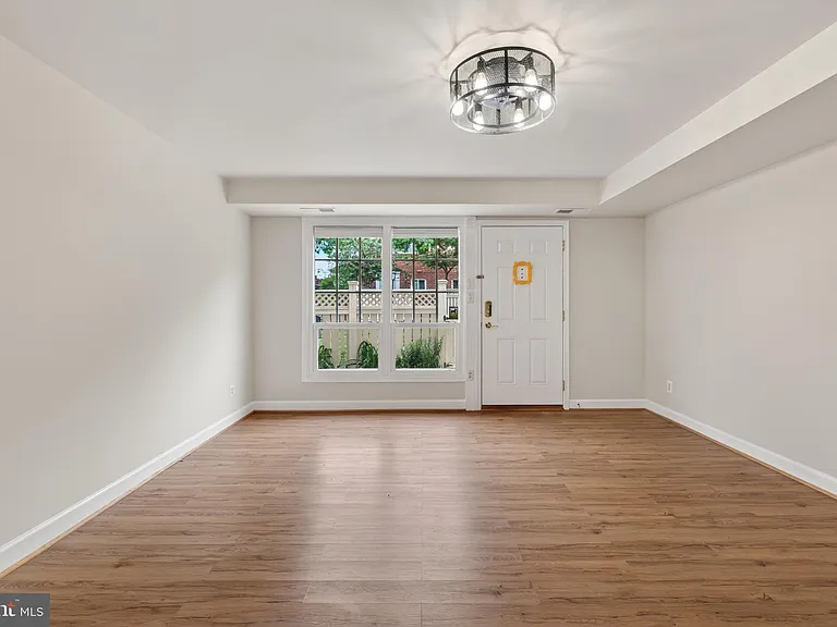 1461 N Van Dorn St #A — Photo 17