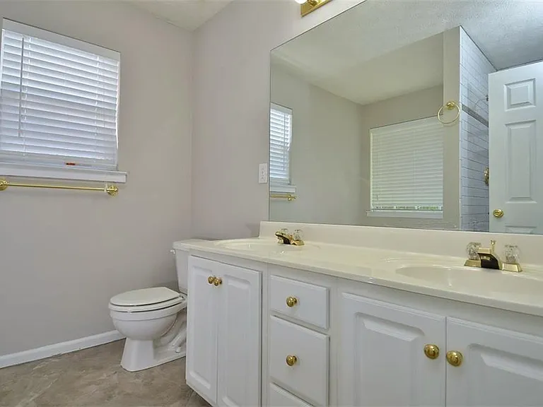 2865 Cressington Bnd NW — Photo 11