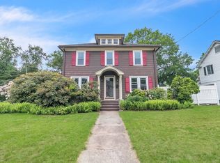 8 Liberty St, Holyoke, MA 01040