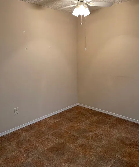 2340 Pickens Pl — Photo 23