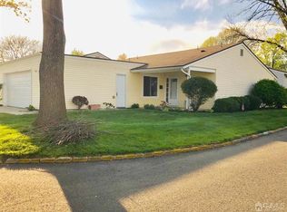 116 Empress Plz, Monroe Township, NJ 08831