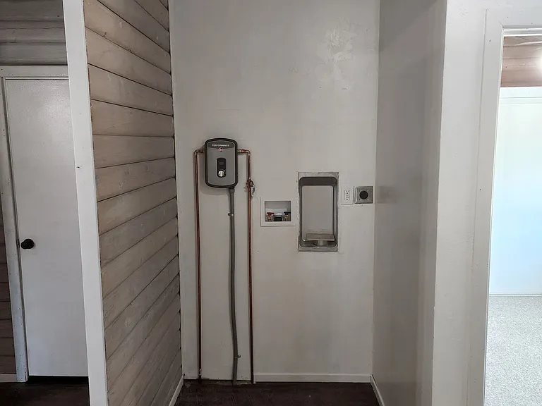 1111 Alturas Rd — Photo 3