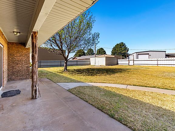 5th image of 156 SW 1200th