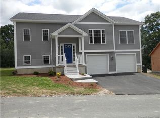 27 Heritage Hl, Wolcott, CT 06716