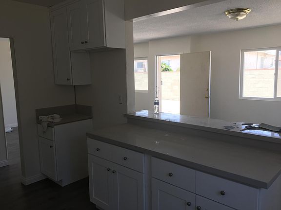 3rd image of 13530 1/2 Cerise Ave