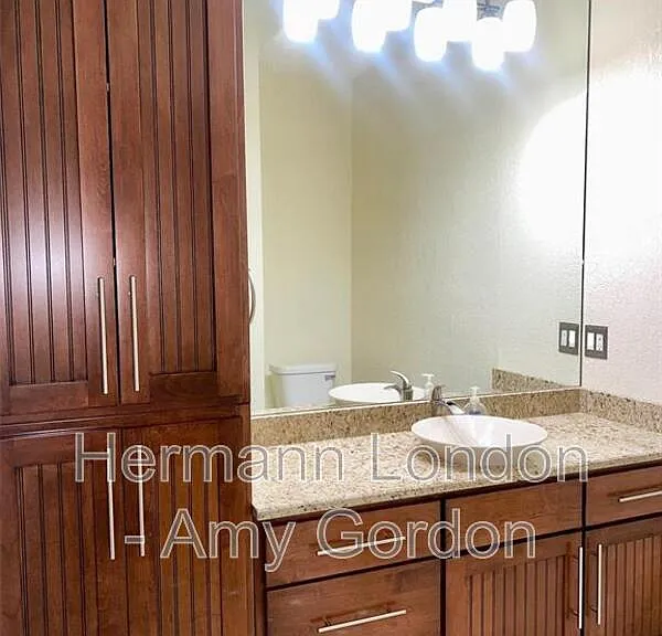 4738 Olive St — Photo 12