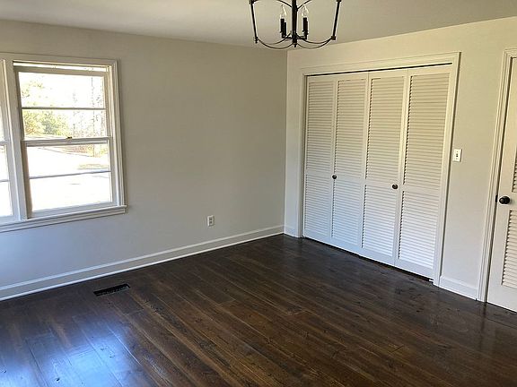 4th image of 1737 Wayne Ave NW
