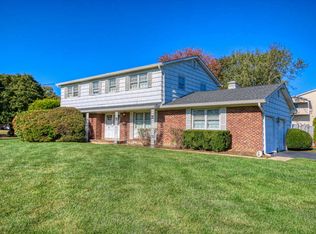 12 Juniper Dr, Freehold, NJ 07728