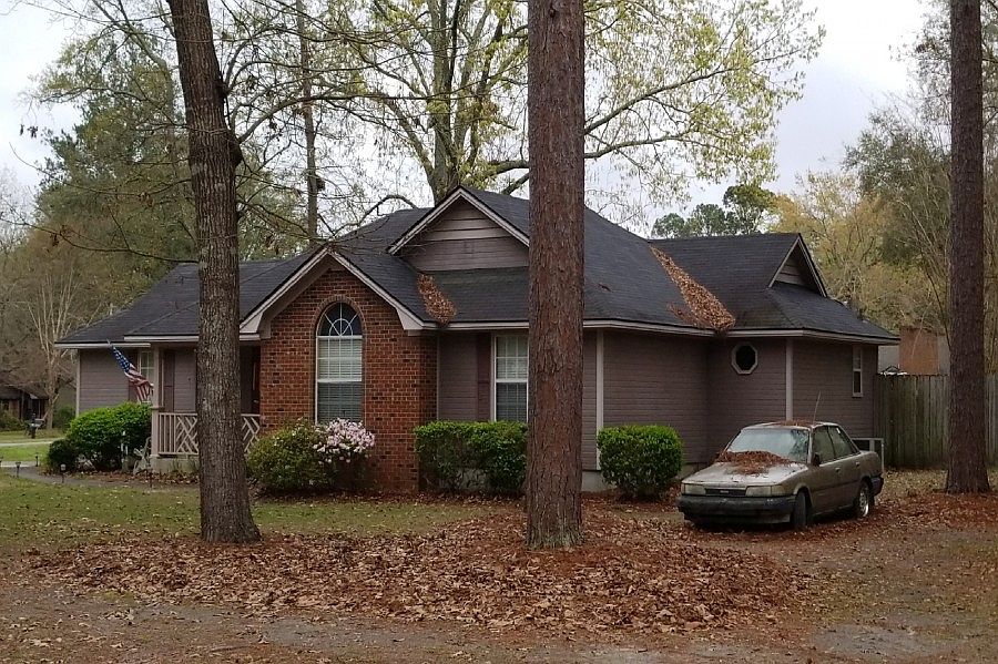 2nd image of 2403 Lochwood Dr