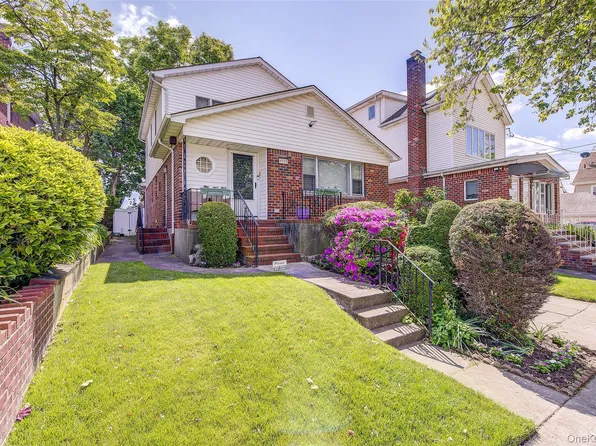 69-29 166th Street, Fresh Meadows, NY 11365
