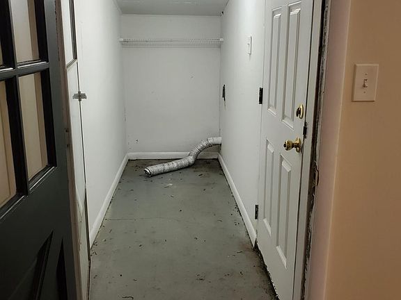 3rd image of 2080 Kings Gate Cir APT C
