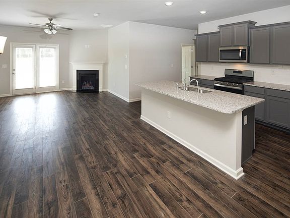 5th image of 309 Tahoe Drive