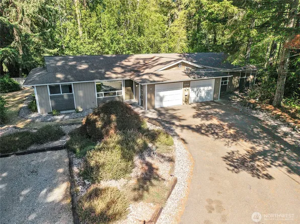 6708 46th Avenue NW #A&B, Gig Harbor, WA 98335