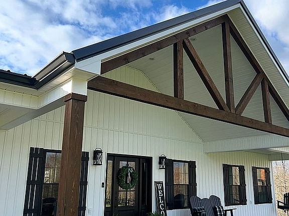 3rd image of 1869 Taurus Farm Rd