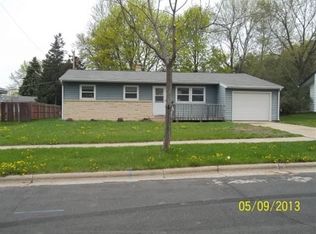 614 Redwood St, West Bend, WI 53095