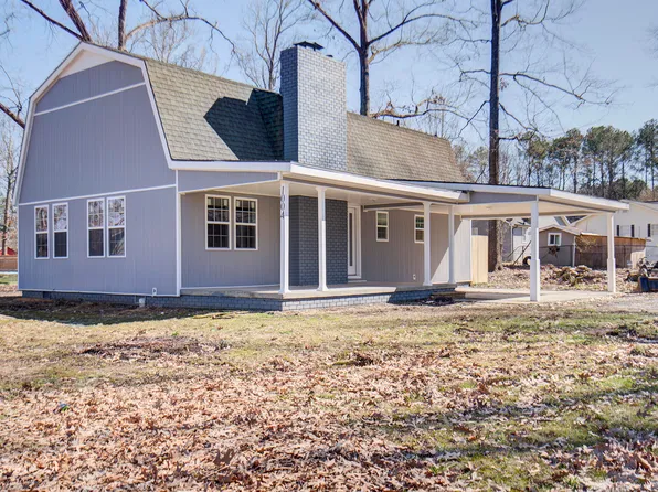 1004 Delaware Dr, Dalton, GA 30721