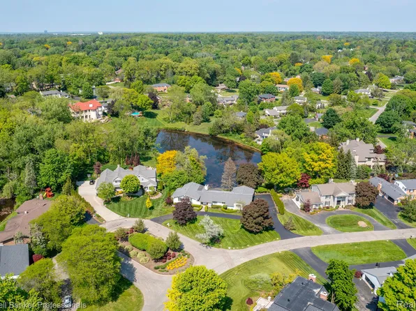 4536 Brightmore Rd, Bloomfield Hills, MI 48302
