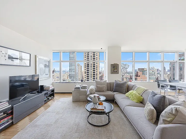 160 W 66th St #32D — Photo 1