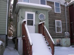 251 Montgomery St, Hudson, NY 12534