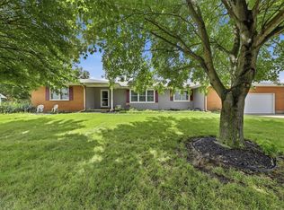 3961 Mumper Rd, Springfield, OH 45502