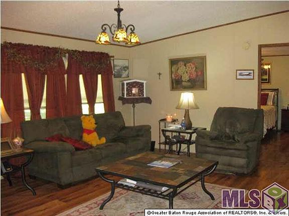 4th image of 15203 Forest Oak St