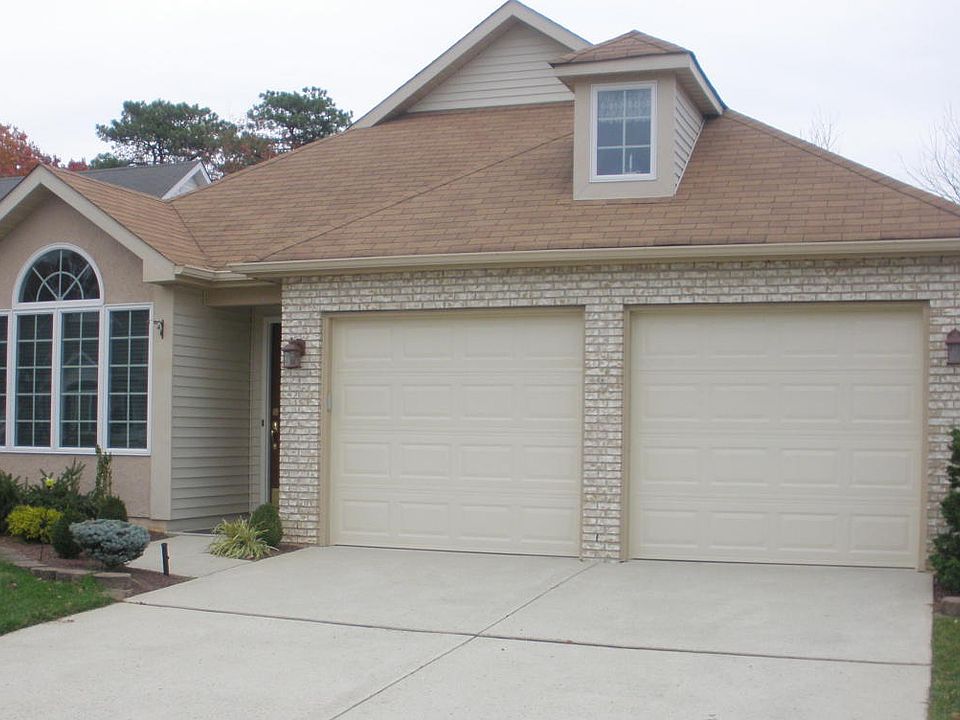 1st image of 2313 N Chanticleer Ct