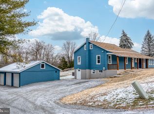 1343 Turnpike Rd, Elizabethtown, PA 17022