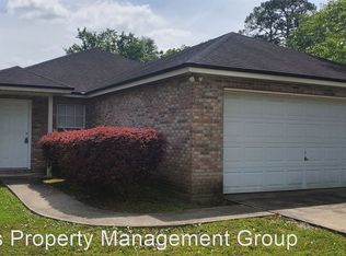 8236 Maple St, Jacksonville, FL 32244