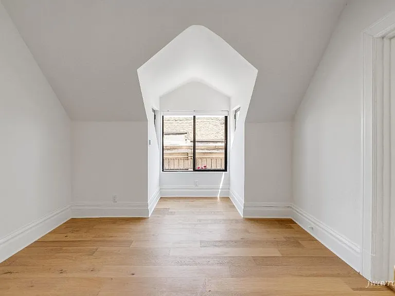 2457 Post St #A — Photo 3