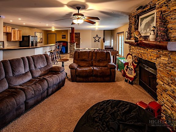 2nd image of 110 Greenbriar Road