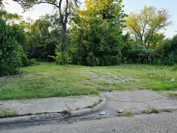 2511 Saint Clair Dr, Dallas, TX 75215