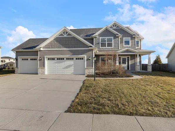 3912 Freedom Blvd, Champaign, IL 61822