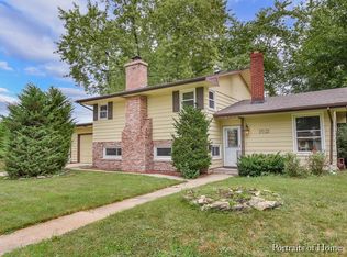 1521 Heather Dr, Aurora, IL 60506