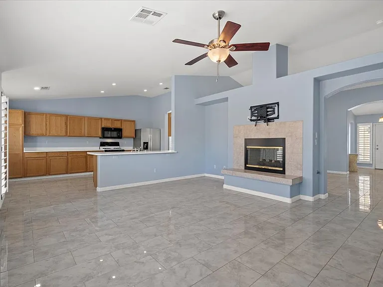 4431 Golden Palomino Ln — Photo 10