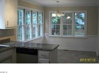 7730 Flag Tail Dr, Midlothian, VA 23112